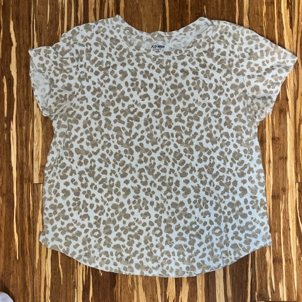Leopard top